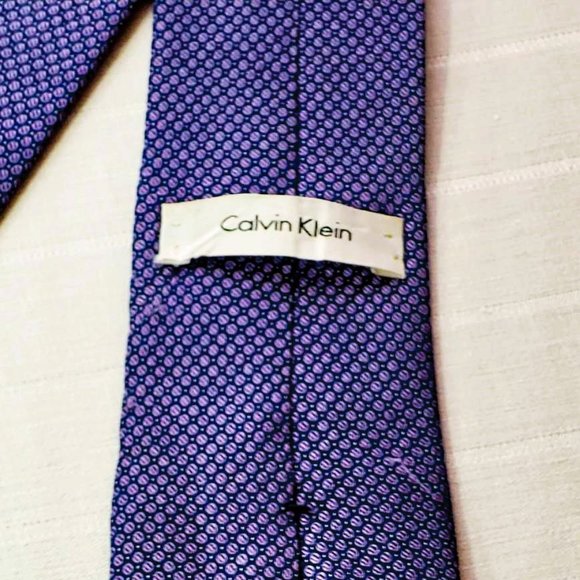 CALVIN KLEIN men's SILK neck tie with micro-dot pattern,  silk / navy blue - Picture 7 of 14